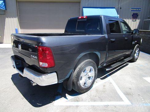 Used 2017 RAM 1500 Big Horn image 7