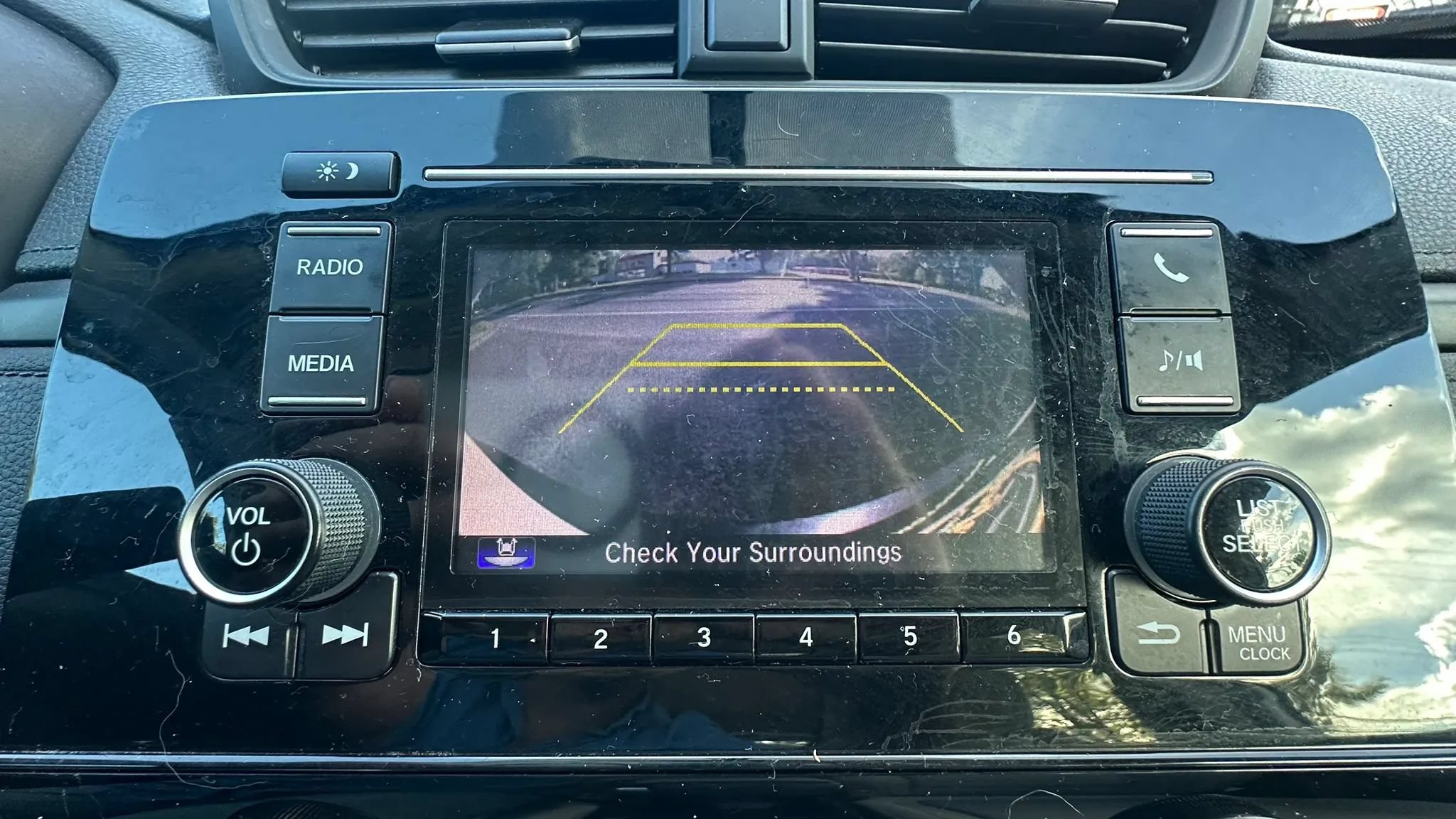 Used 2018 Honda CR-V LX image 21