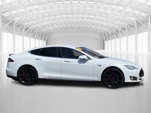 Used 2014 Tesla Model S 85 RWD image 1