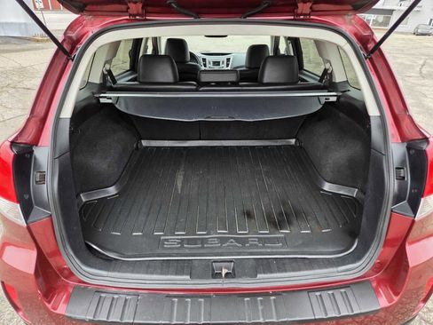 Used 2012 Subaru Outback 2.5i Limited image 14