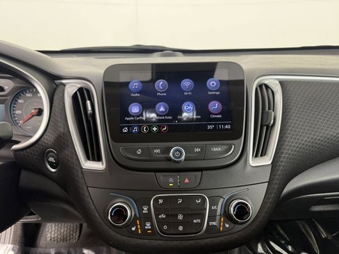 Used 2024 Chevrolet Malibu LT FWD image 18