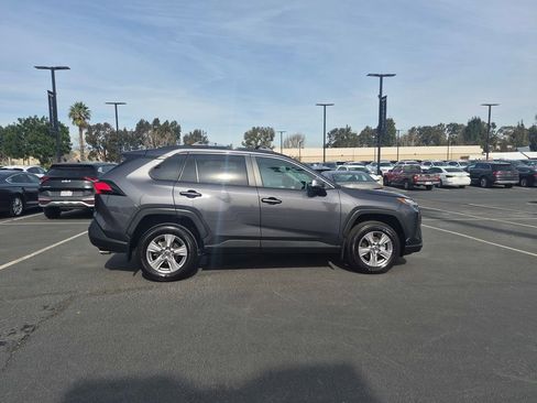 Used 2025 Toyota RAV4 XLE image 8