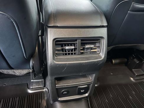 Certified 2024 Ford Edge SEL w/ Sport Appearance Package image 13