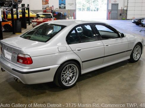 Used 2003 BMW M5 RWD image 7