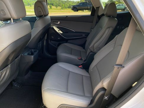 Used 2019 Hyundai Santa Fe XL image 27
