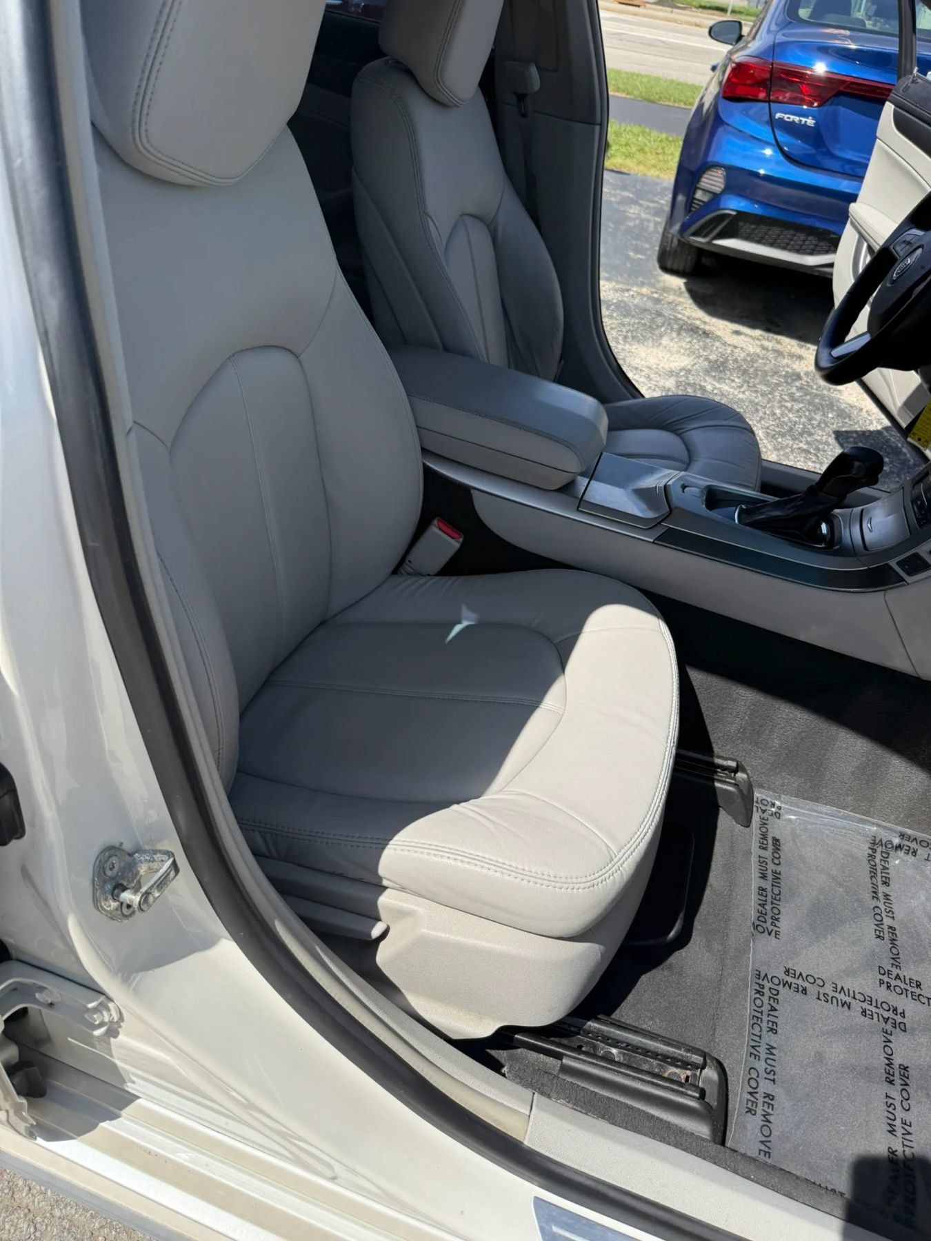 Used 2011 Cadillac CTS Sedan RWD image 21