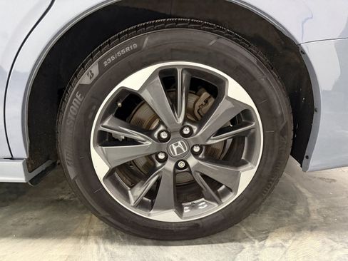 Used 2023 Honda Odyssey Touring image 35