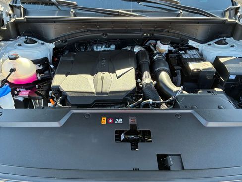 Used 2025 Hyundai Santa Fe SEL image 36