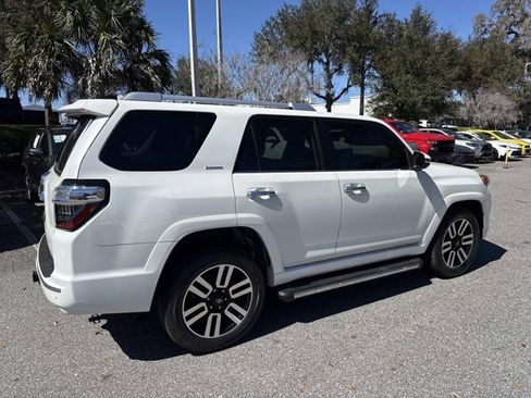 Used 2022 Toyota 4Runner Limited image 2