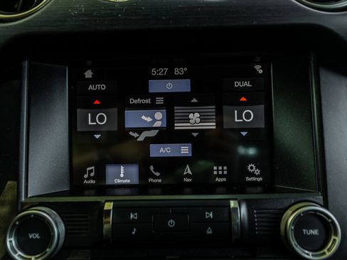 Used 2016 Ford Mustang Shelby GT350 w/ Technology Package image 12