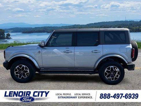 Certified 2023 Ford Bronco Outer Banks AWD/4WD image 6