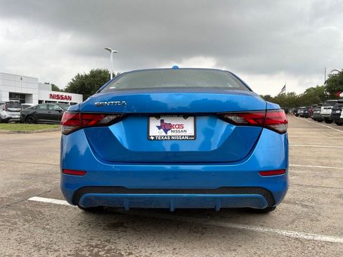 Used 2025 Nissan Sentra SV FWD image 7