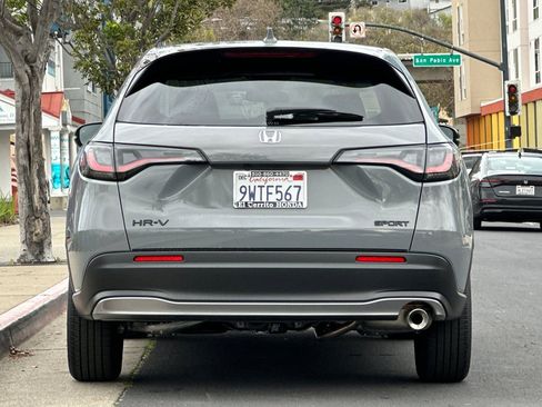 Used 2026 Honda HR-V Sport image 4