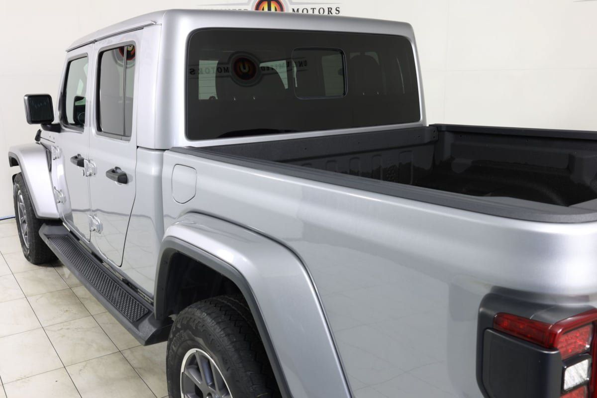 Used 2021 Jeep Gladiator Overland AWD/4WD image 45