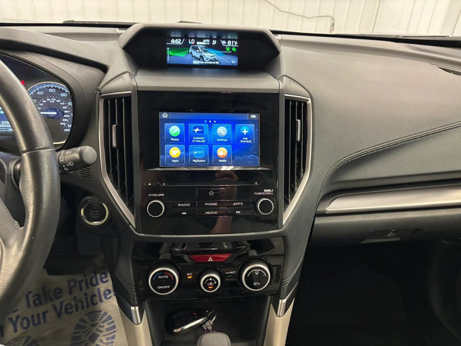 Used 2023 Subaru Forester Premium AWD/4WD image 39