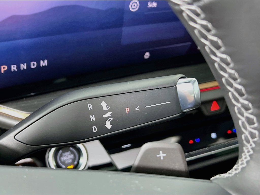 Certified 2026 Buick Envision Avenir AWD/4WD image 16