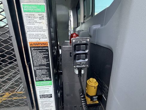 Used 2016 Ford Transit 350 XL RWD image 81