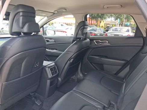 Used 2023 Kia Sportage EX FWD image 5
