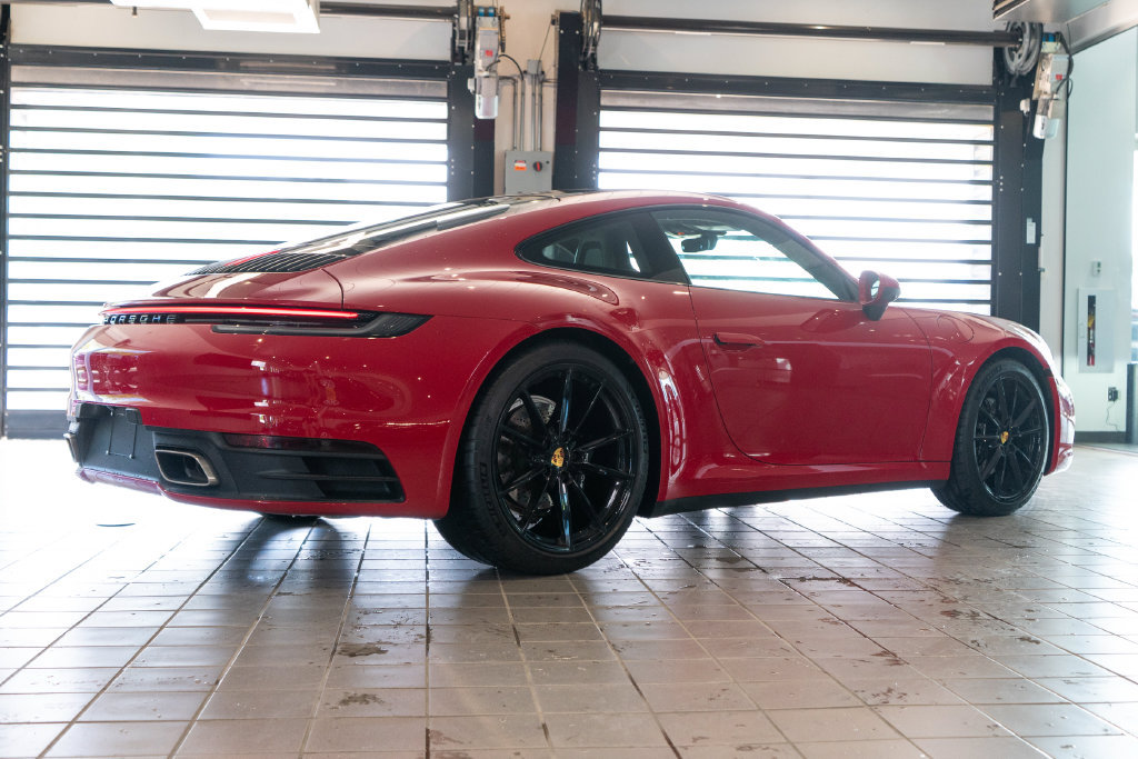 Certified 2022 Porsche 911 Carrera RWD image 9