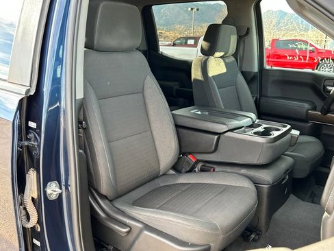 Used 2020 Chevrolet Silverado 1500 LT w/ All-Star Edition image 17