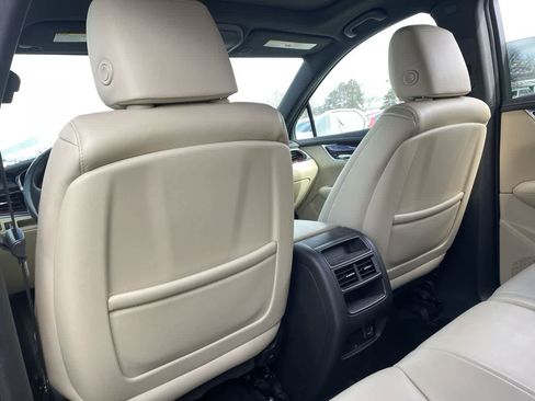 Used 2019 Cadillac XT5 Luxury image 20