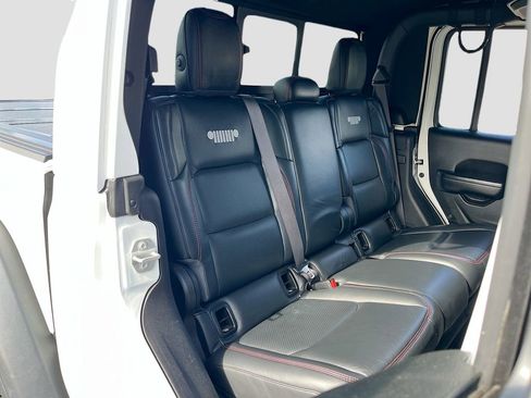 Certified 2021 Jeep Gladiator Rubicon image 26