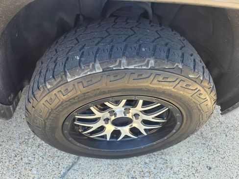 Used 2016 GMC Sierra 1500 2WD Regular Cab image 23