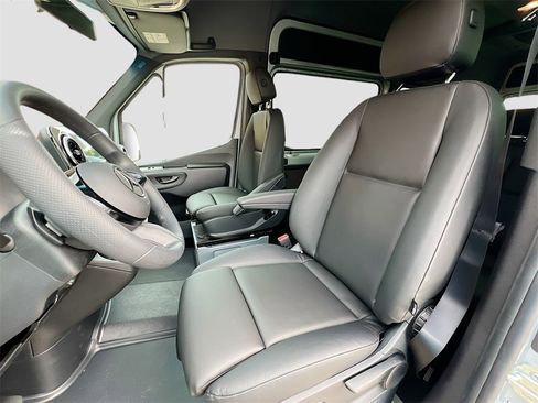New 2025 Mercedes-Benz Sprinter 2500 image 12