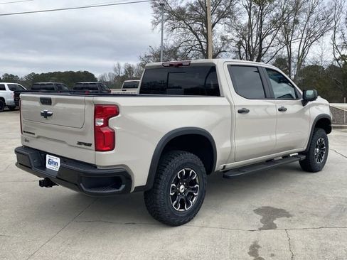 New 2026 Chevrolet Silverado 1500 ZR2 w/ LPO, Dark Essentials Package image 7