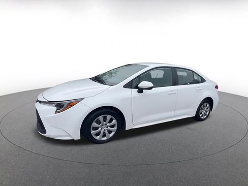 Used 2023 Toyota Corolla LE image 8