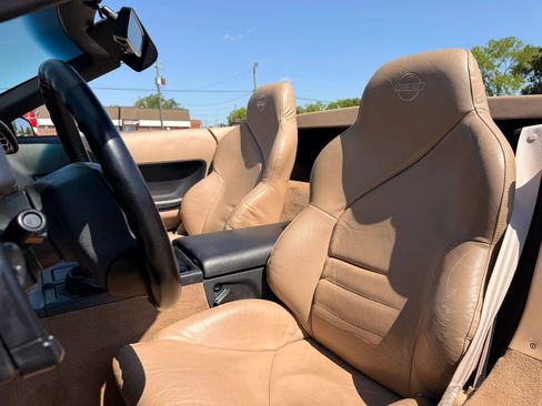 Used 1994 Chevrolet Corvette Convertible RWD image 25