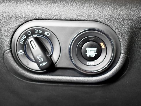 Used 2021 Maserati Levante image 80