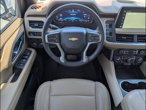 Used 2023 Chevrolet Tahoe Premier RWD image 8