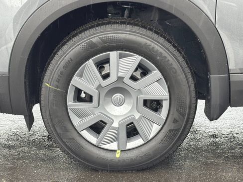 Certified 2026 Nissan Kicks S FWD image 31