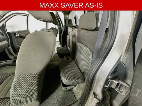 Used 2013 Nissan Frontier SV RWD image 12
