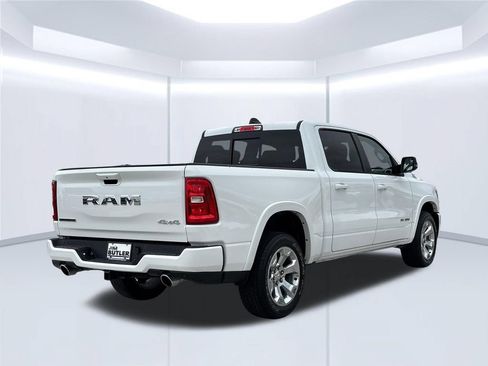Used 2025 RAM 1500 Big Horn AWD/4WD image 8