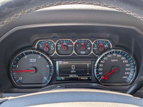 Used 2015 Chevrolet Silverado 2500 LT w/ LT Convenience Package AWD/4WD image 10