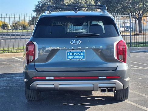 Used 2023 Hyundai Palisade SEL w/ Premium Package image 6