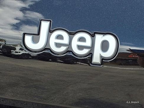 New 2025 Jeep Grand Cherokee L Laredo w/ Luxury Tech Group I image 7