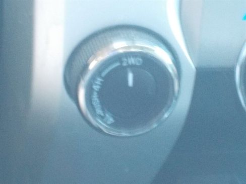 Used 2014 Toyota Tundra Limited w/ Limited Premium Package image 23