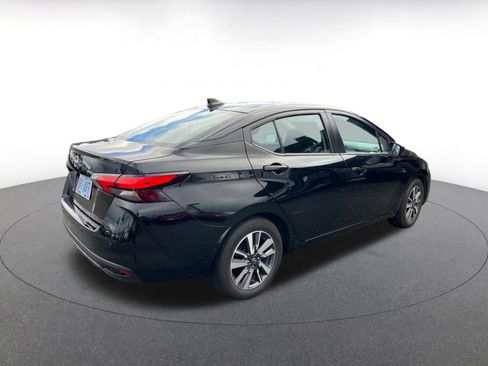 Used 2025 Nissan Versa SV image 7