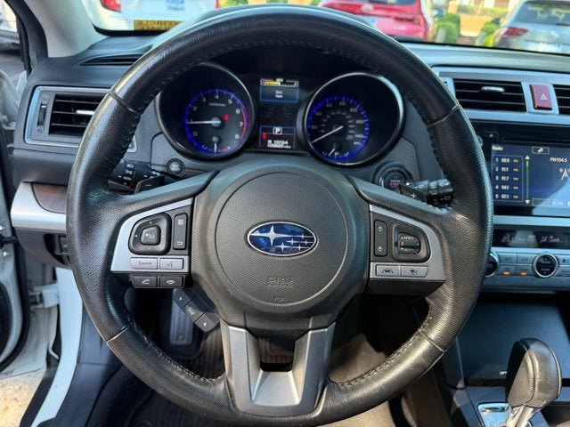 Used 2017 Subaru Outback 2.5i Limited AWD/4WD image 10