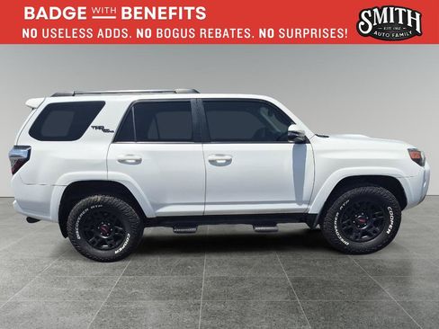 Used 2019 Toyota 4Runner TRD Off-Road Premium AWD/4WD image 3