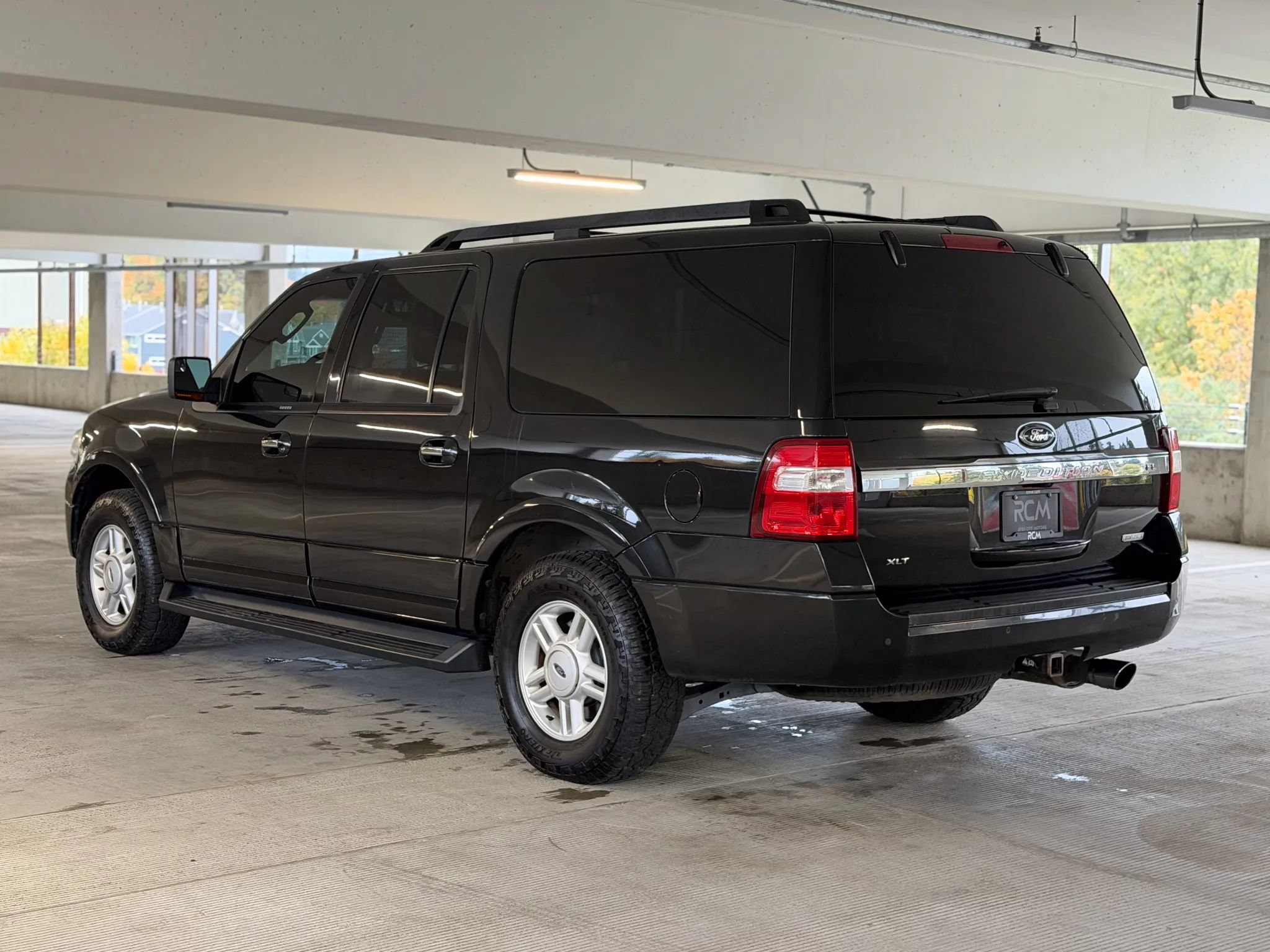 Used 2015 Ford Expedition EL XLT w/ Equipment Group 202A AWD/4WD image 7
