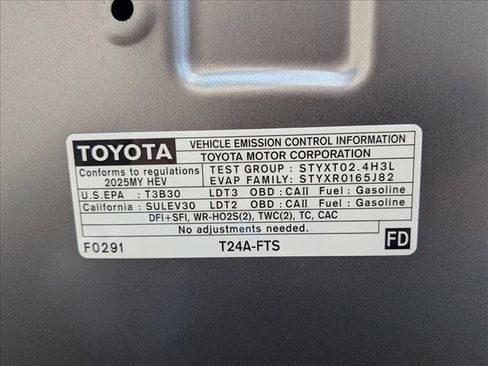 Certified 2025 Toyota Grand Highlander AWD Hybrid image 27