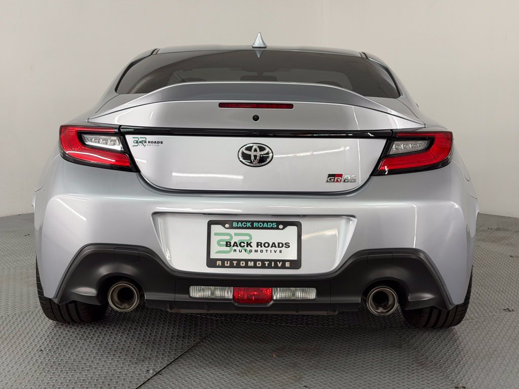 Used 2023 Toyota GR86 Premium w/ ALL Weather Mat Package (TMS) RWD image 7
