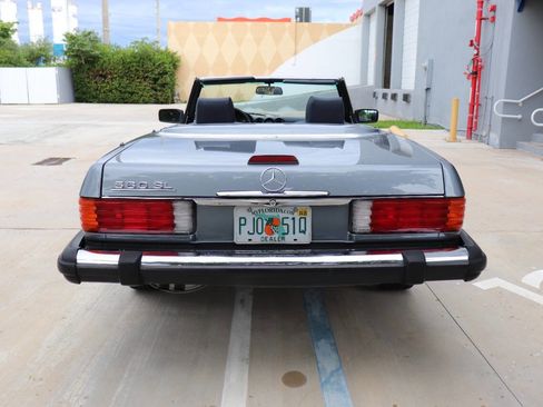 Used 1989 Mercedes-Benz 560 SL image 9