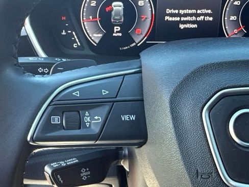 Used 2020 Audi Q3 2.0T Premium Plus w/ Premium Plus Package AWD/4WD image 16