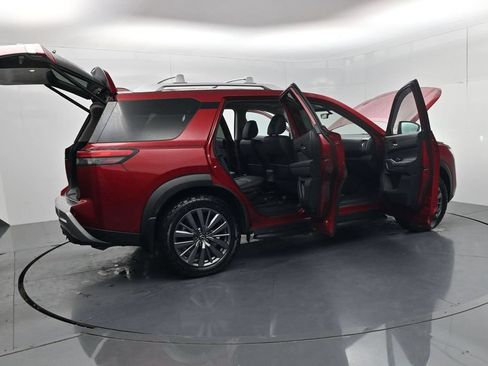 Used 2023 Nissan Pathfinder SL w/ SL Premium Package AWD/4WD image 60