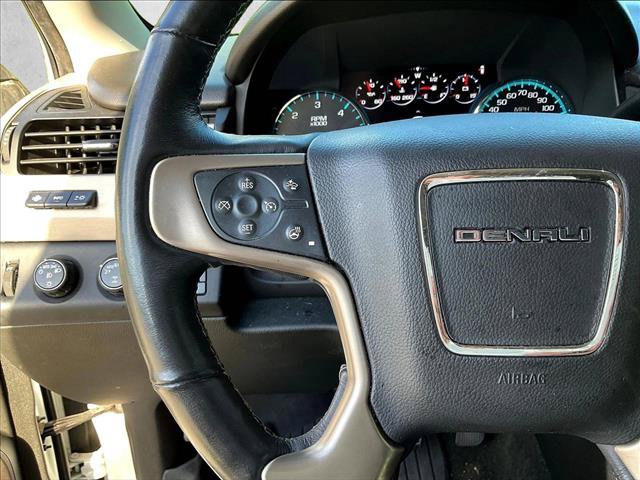 Used 2017 GMC Yukon Denali w/ Open Road Package AWD/4WD image 16